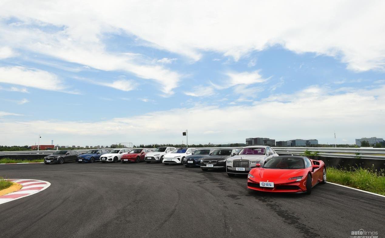 寶馬5系,寶馬,勞斯萊斯