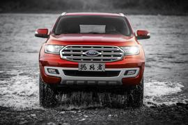 撼路者,福特,牧馬人