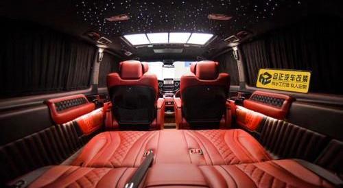 奔馳,威霆,優越